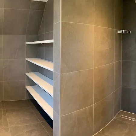 De Wieringerheid 162 *