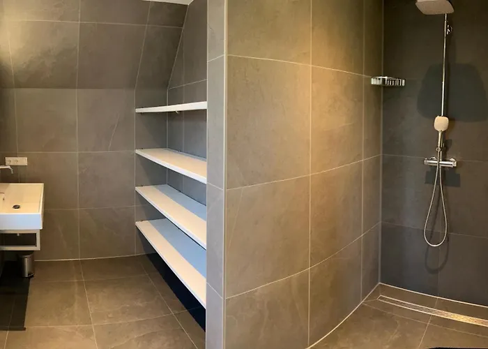 De Wieringerheid 162 *